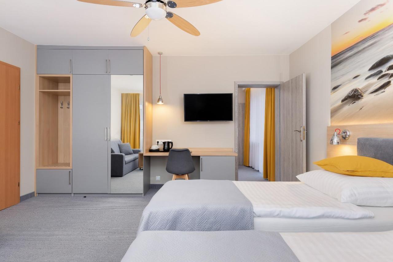 Hotel La Siesta & Medical Spa Jastrzebia Gora Ngoại thất bức ảnh
