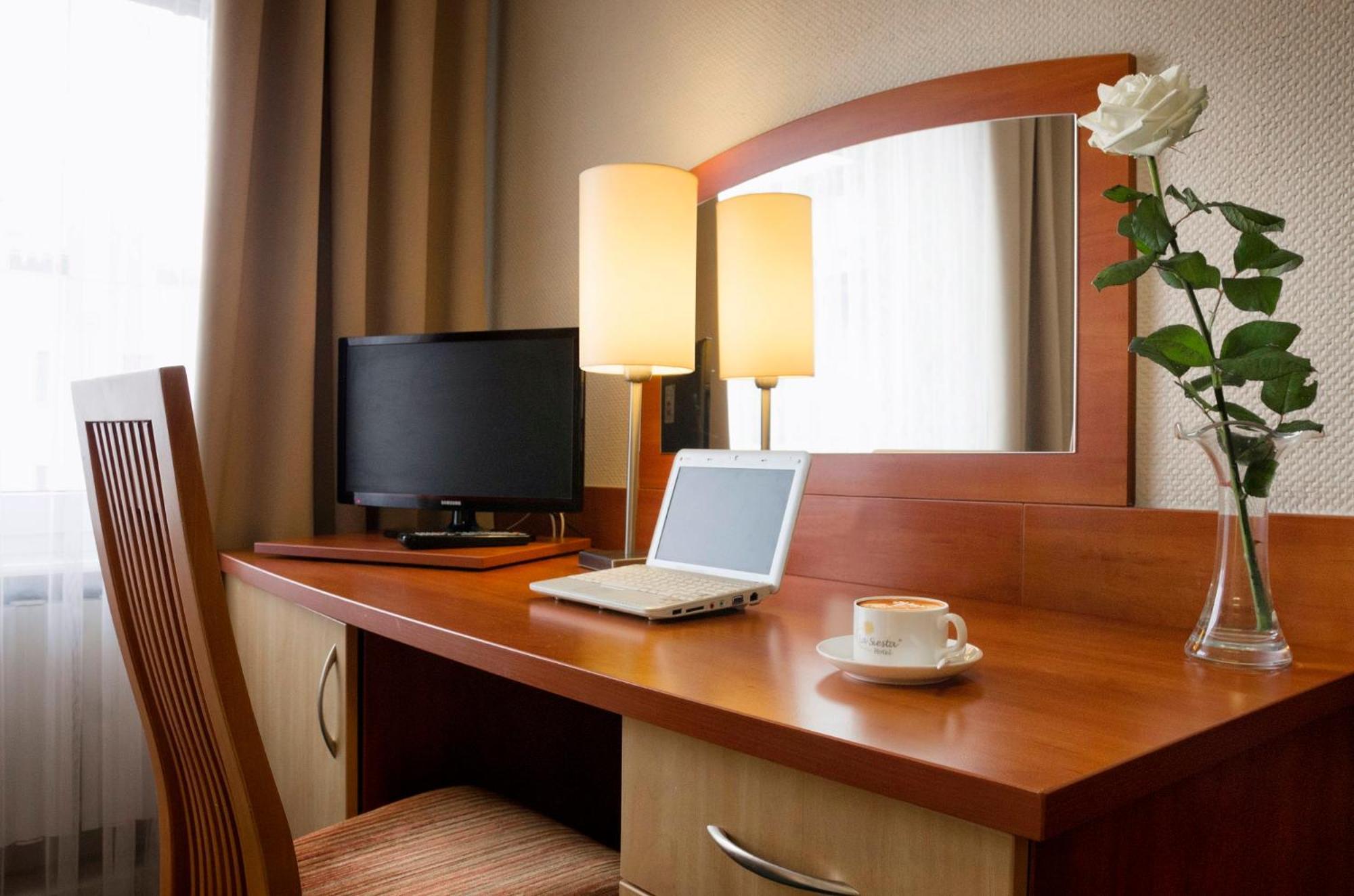 Hotel La Siesta & Medical Spa Jastrzebia Gora Ngoại thất bức ảnh