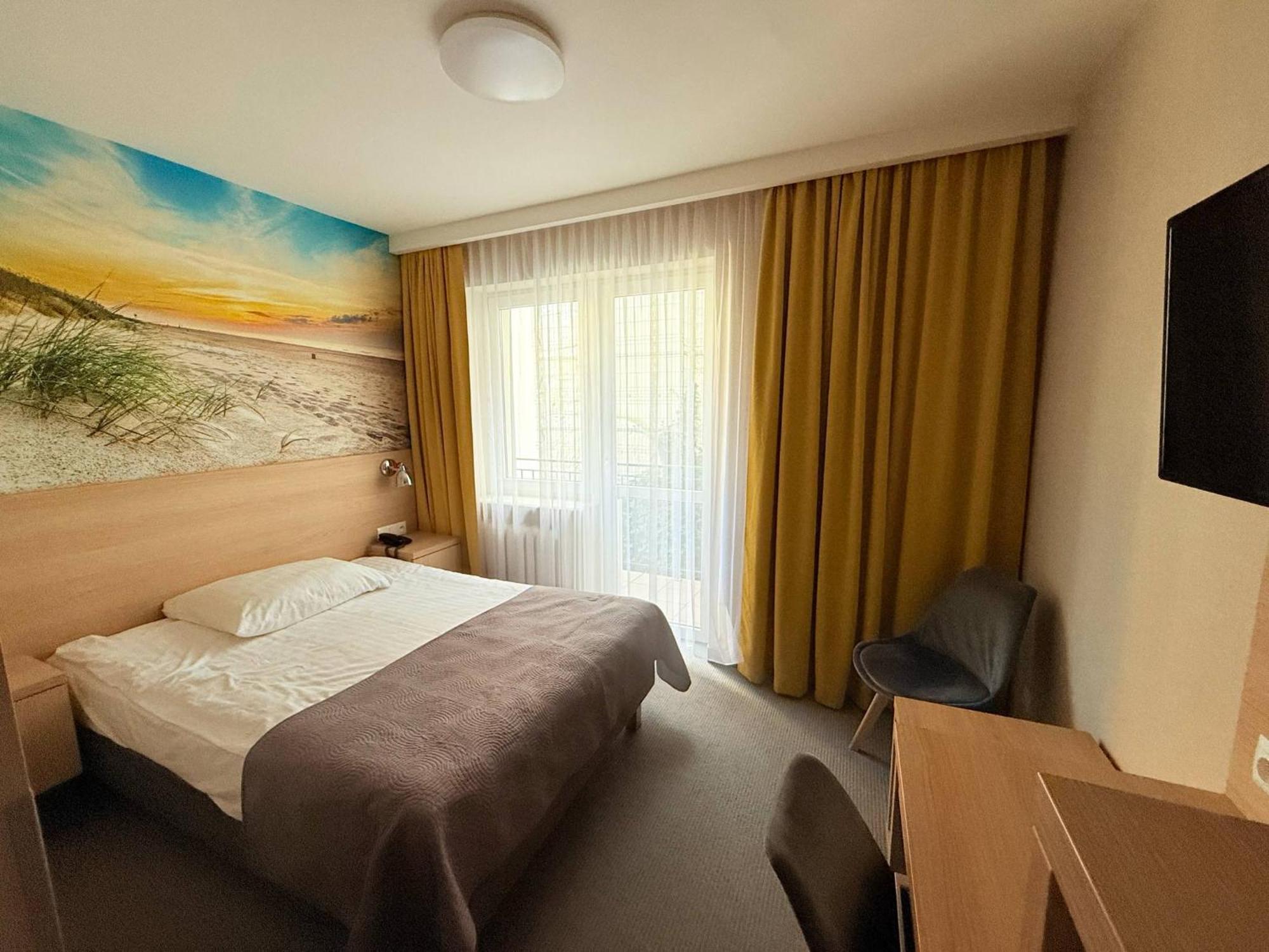 Hotel La Siesta & Medical Spa Jastrzebia Gora Ngoại thất bức ảnh
