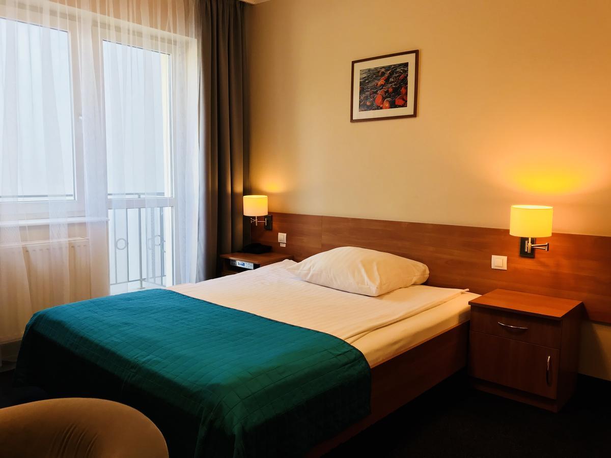 Hotel La Siesta & Medical Spa Jastrzebia Gora Ngoại thất bức ảnh