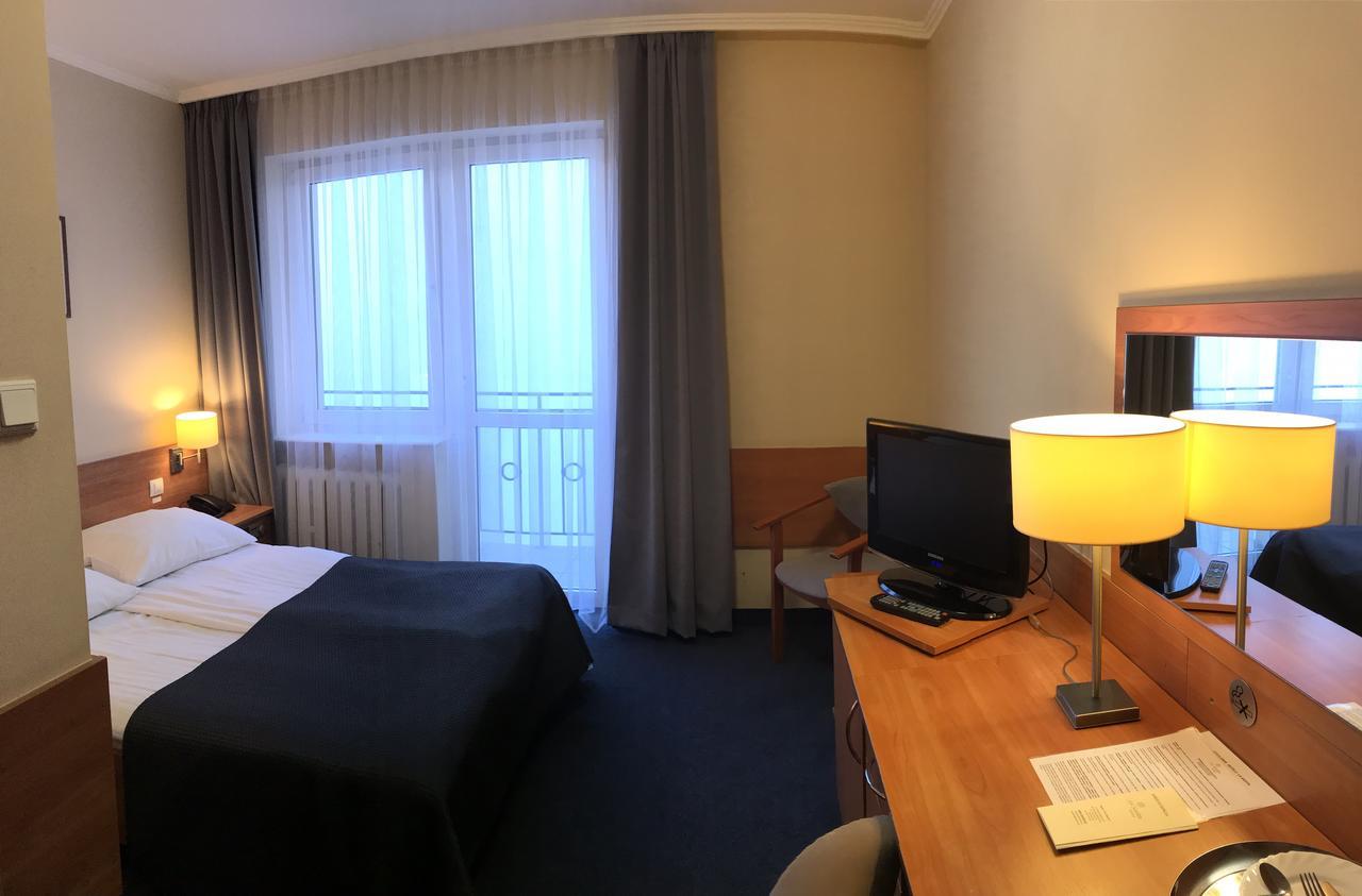 Hotel La Siesta & Medical Spa Jastrzebia Gora Ngoại thất bức ảnh