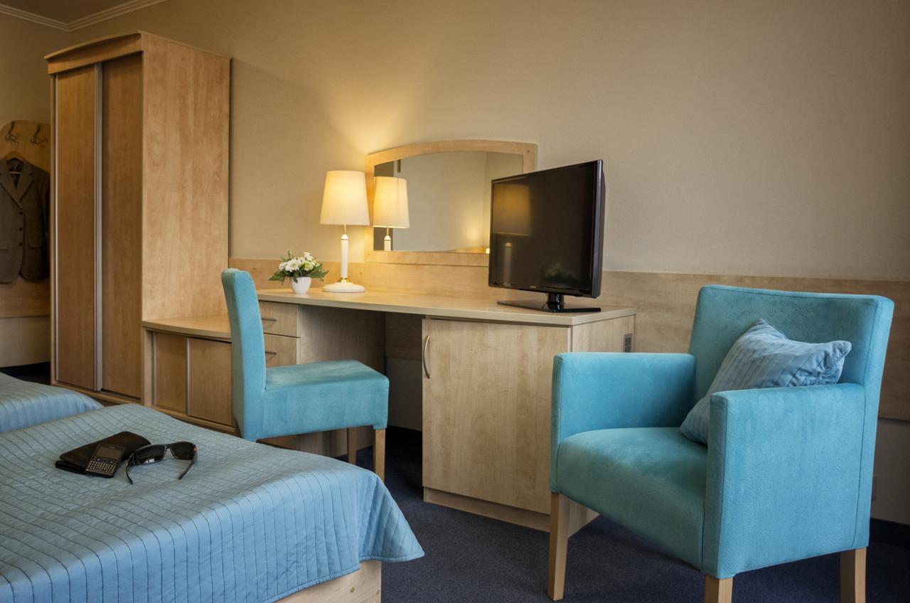Hotel La Siesta & Medical Spa Jastrzebia Gora Ngoại thất bức ảnh